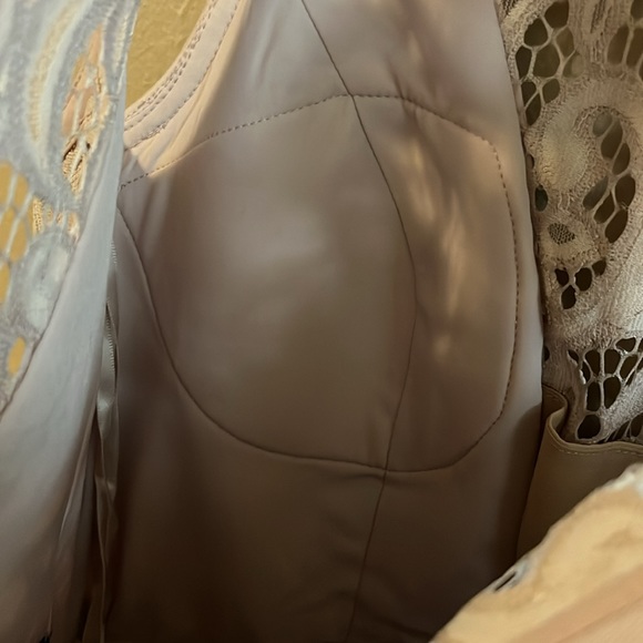 BCBGMAXAZRIA Lavender Sleeveless Lace Asymmetrical Layered Mini Dress 0 - Picture 11 of 16